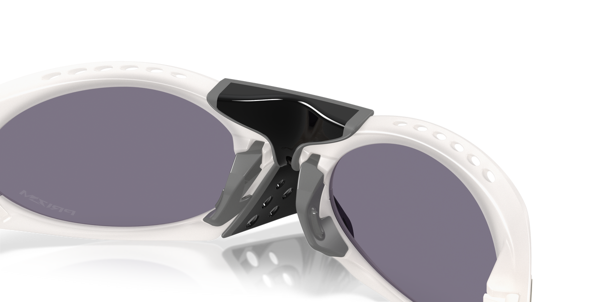 Oakley Plantaris - Matte Vapor Frame with Prizm Grey Lens