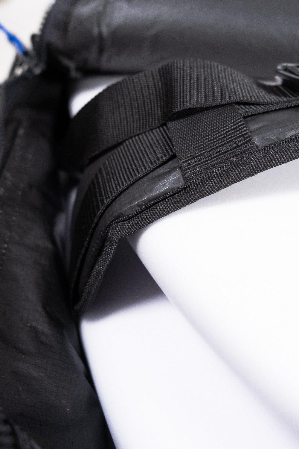 Bell Explorer Triple 3 Surfboard Bag - Black