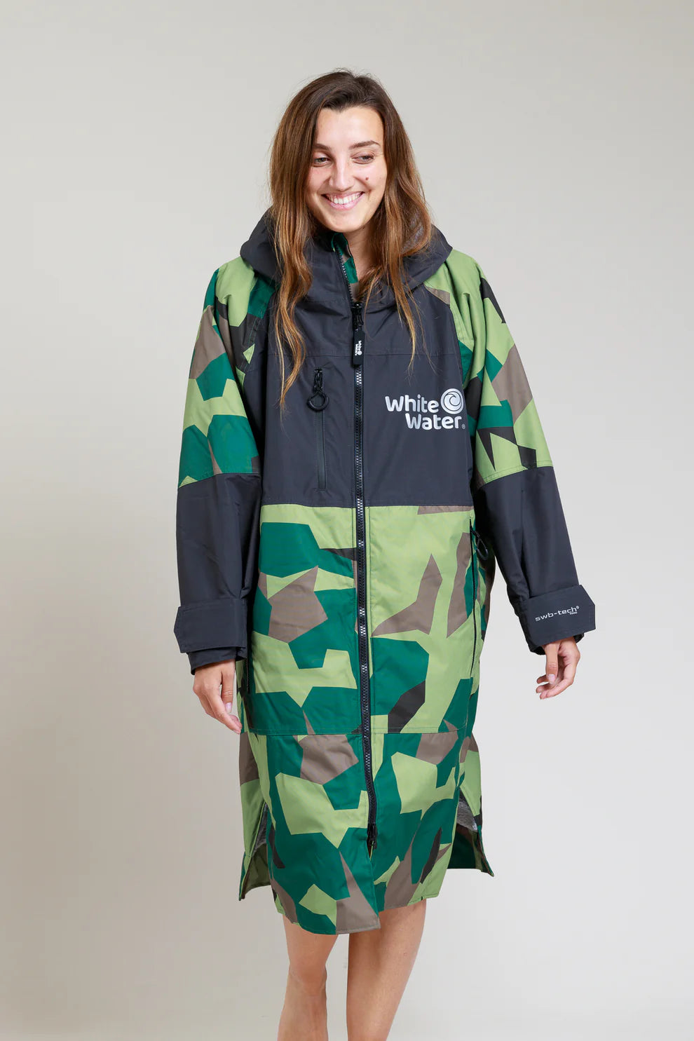 White Water Hard Shell Changing Robe - Camo