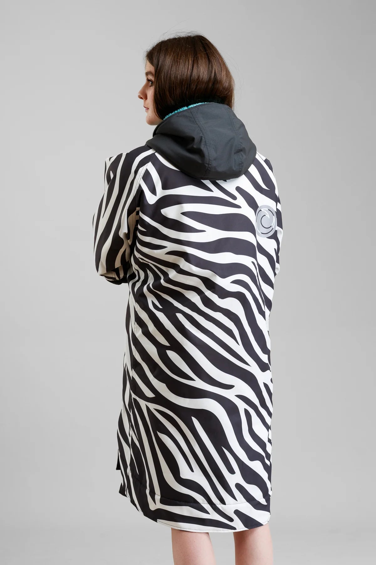 White Water Kids Hard Shell Changing Robe - Zebra Print