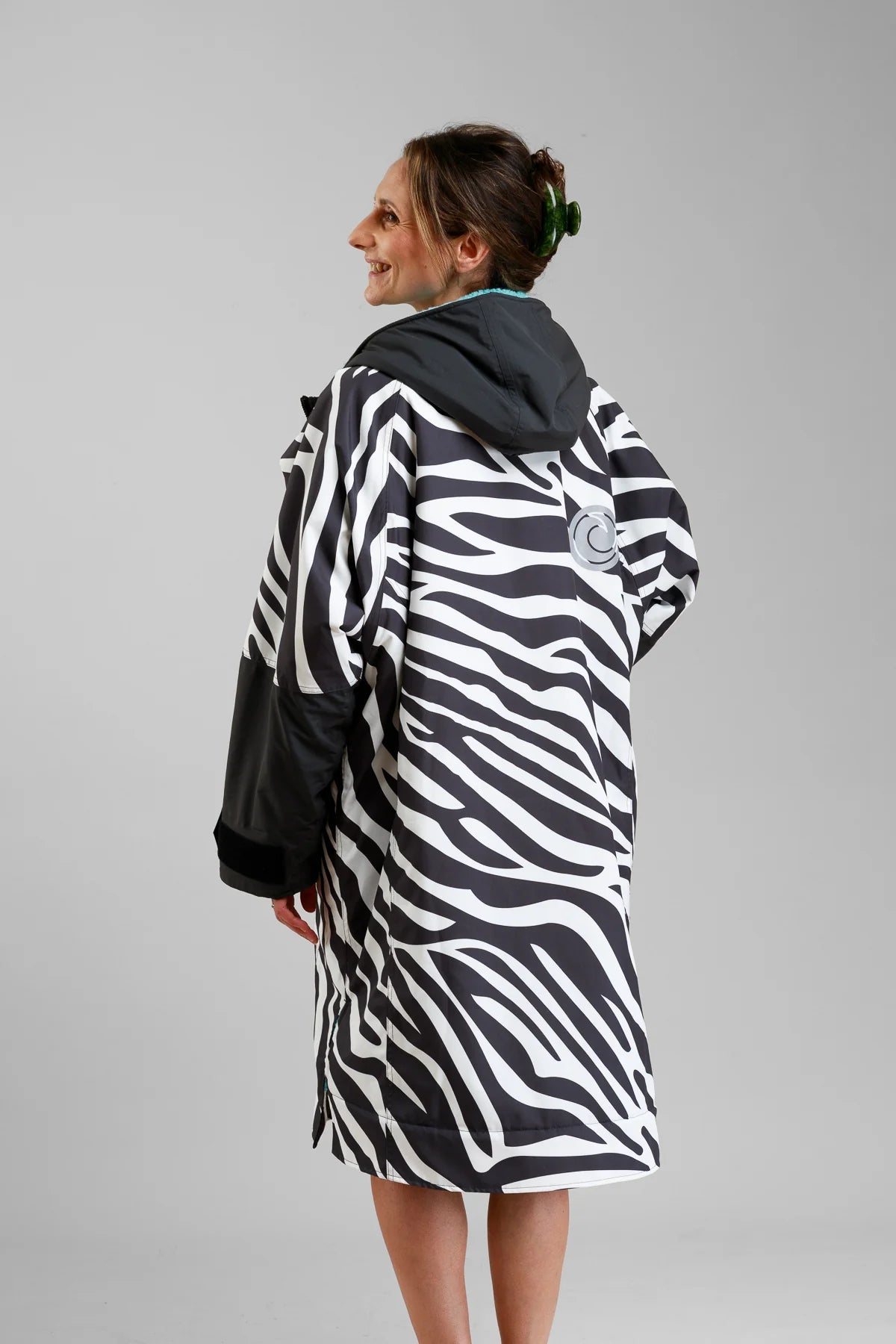 White Water Hard Shell Changing Robe - Zebra Print