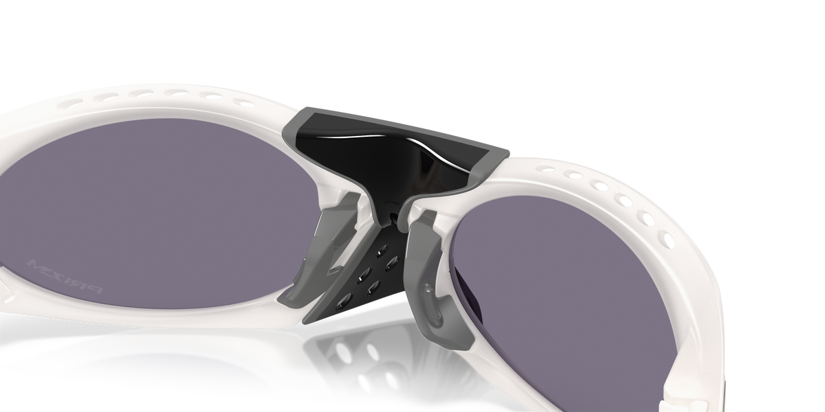 Oakley Plantaris - Matte Vapor Frame with Prizm Grey Lens