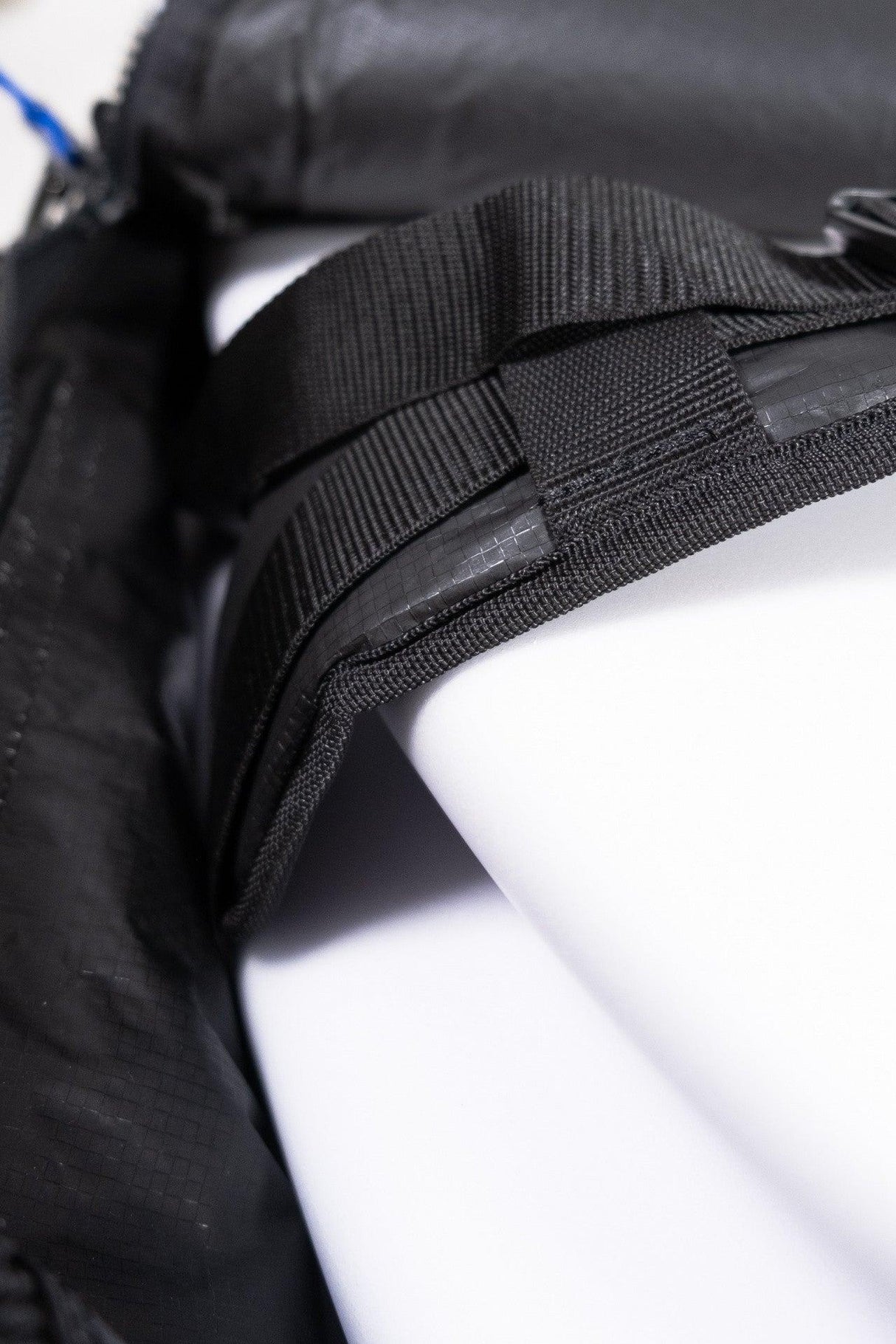 Bell Explorer Triple 3 Surfboard Bag - Black