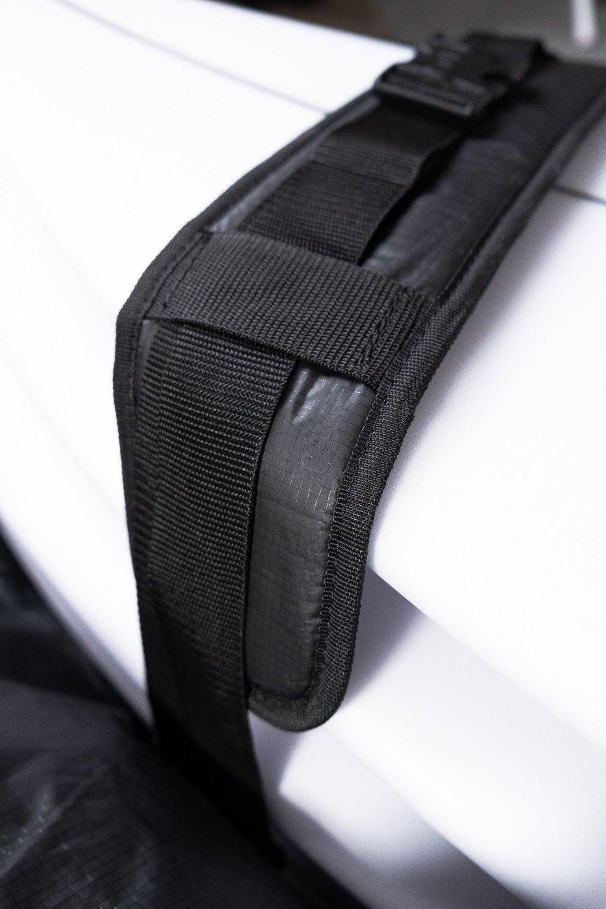 Bell Explorer Triple 3 Surfboard Bag - Black