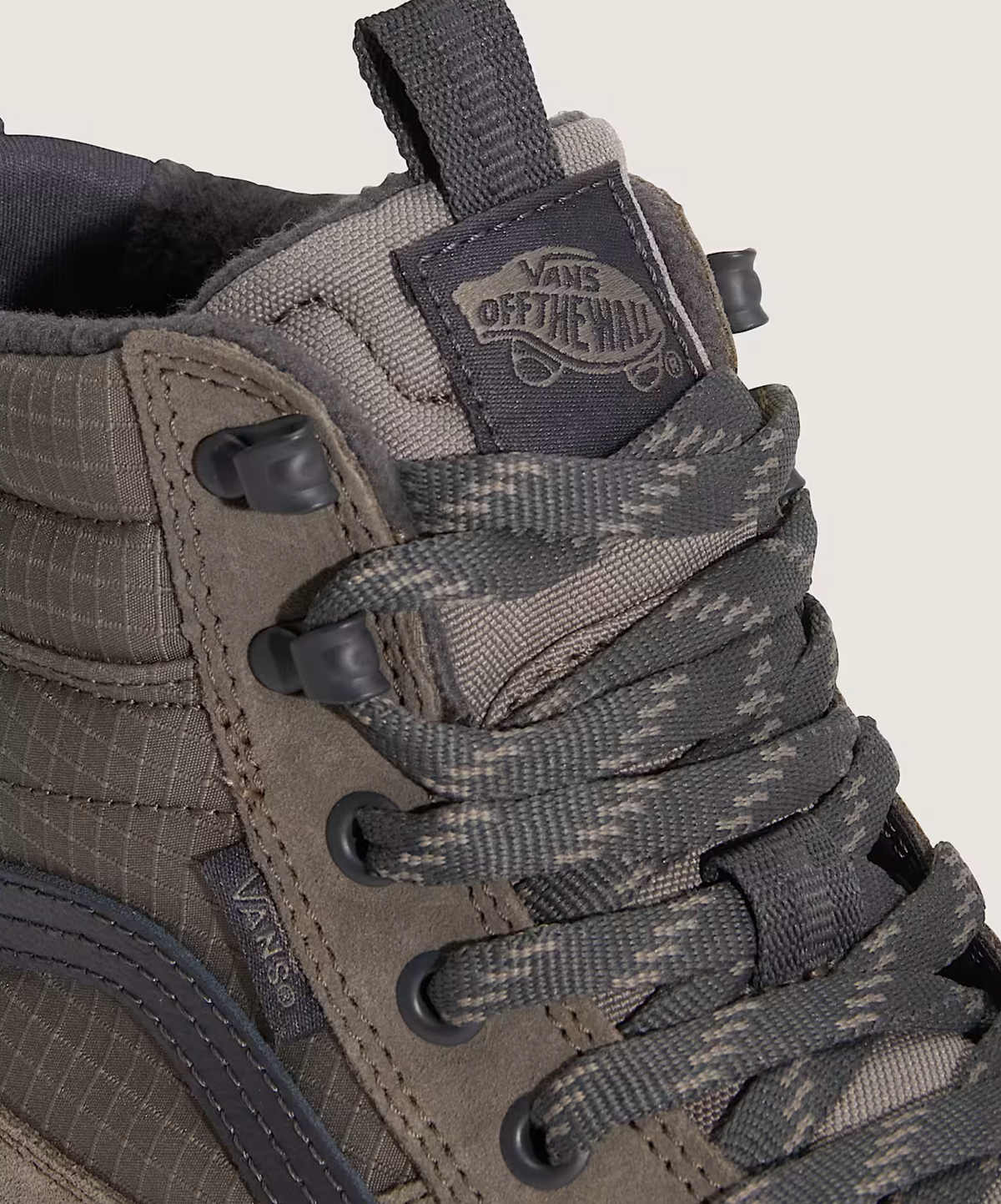 Vans Sk8-Hi Waterproof Insulated Shoe