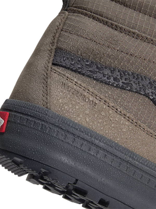 Vans Sk8-Hi Waterproof Insulated Shoe