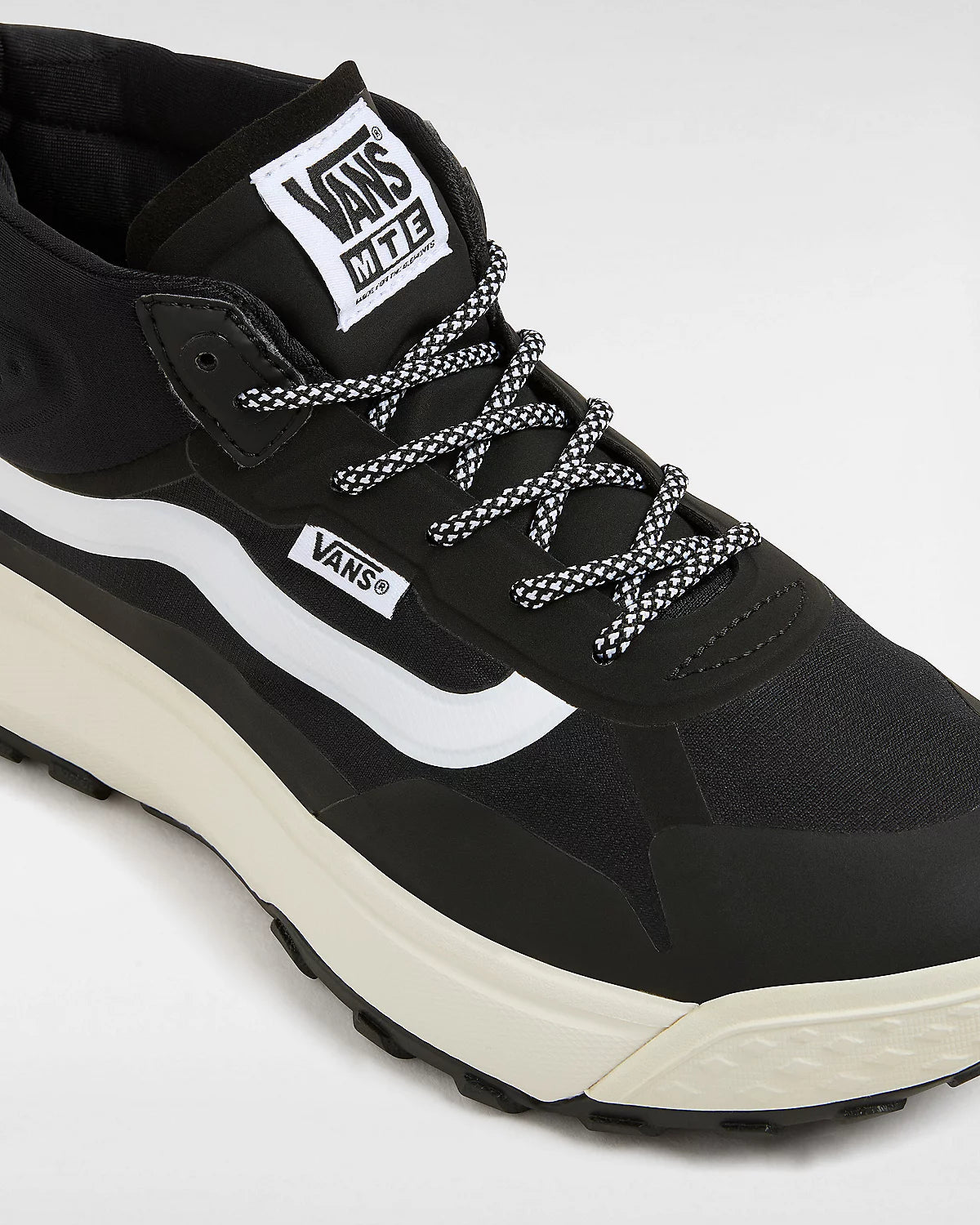 Vans MTE Crosspath Mid Shoes - Black / White