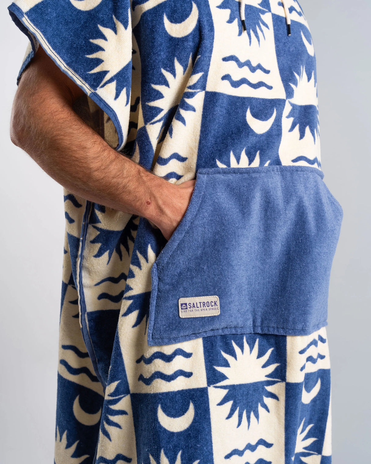 Saltrock Equinox Towelling Poncho - Dark Blue