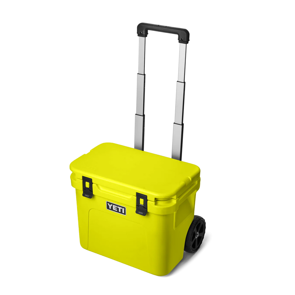 YETI Roadie Wheeled Hard Cooler 32L-Drinkware, Cool Boxes & Accessories-troggs.com
